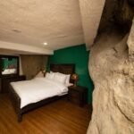 Roomy Vantage Resort Gallery Image